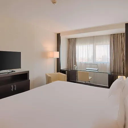 Hotel Nh 4*